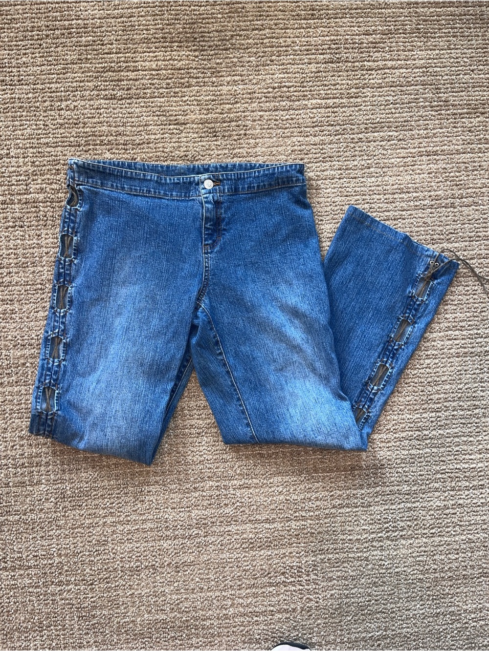 VINTAGE JLO by Jennifer Lopez Y2K Side Lace-Up Flare Jeans